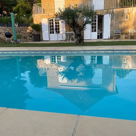 Amity. Exclusive Poolside Garden * Sarlat-la-Caneda